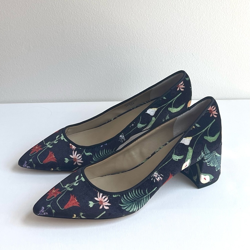 Ann Taylor | Bette Velvet Floral Block Heel